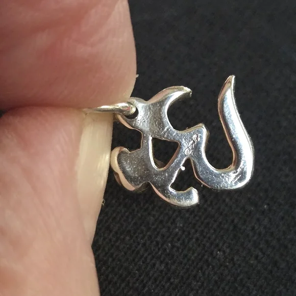 Topaz sterling Ohm symbol pendant - Picture 6 of 6